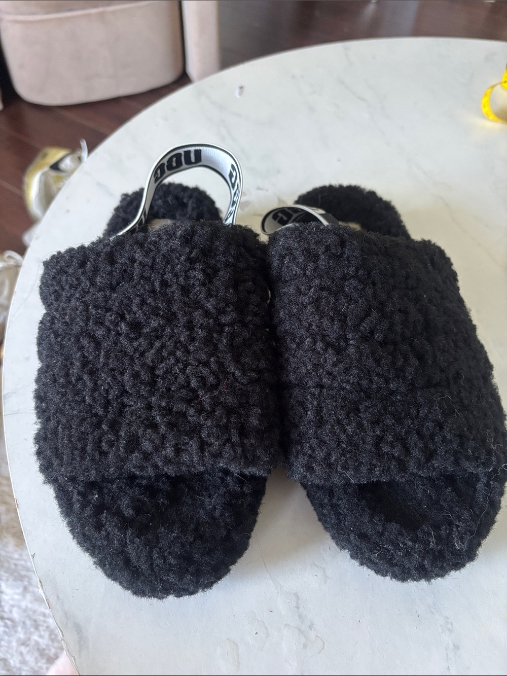 UGG Kids Black Sherpa Slide Sandals with Logo Heel Strap
